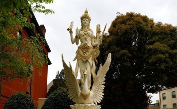 Menyambut Hari Turunnya Ilmu Pengetahuan – Hari Raya Saraswati Menyambut Hari Turunnya Ilmu Pengetahuan - Hari Raya Saraswati