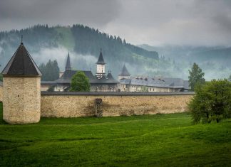 Seputar Fakta dan Keindahan Negara Eropa Tenggara Romania – Negara Dengan 7 Warisan Dunia Unesco Seputar Fakta dan Keindahan Negara Eropa Tenggara Romania - Negara Dengan 7 Warisan Dunia Unesco