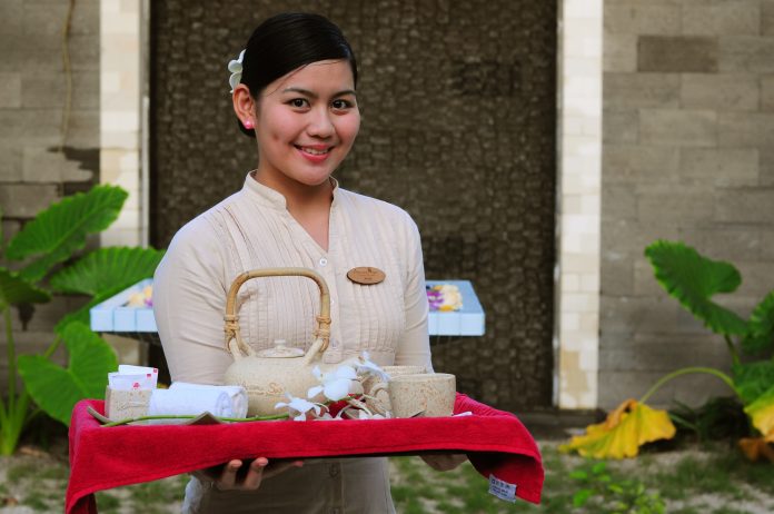 Therapist-araamu Lowongan Spa Therapist Luar Negeri - Resort / Hotel Bintang Lima Maldives - Kesempatan Emas Mengumpulkan Uang Diatas USD 1000 / Bulan