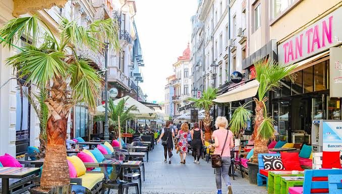 Pesona Menarik Yang Tersembunyi dan Harus Kamu Ketahui Tentang Kota Bucharest - Romania