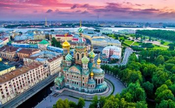 Menjelajahi Negara Lintas Benua, Negara Terbesar dan Terpadat Di Dunia, Rusia