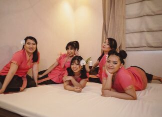 20 Orang Spa Therapist, Facial & Staf Meni/Pedi Kota Bucharest, Romania – Pengembangan Skill & Jenjang Karier Bagus Ada Disini 20 Orang Spa Therapist, Facial & Staf Meni/Pedi Kota Bucharest, Romania - Pengembangan Skill & Jenjang Karier Bagus Ada Disini