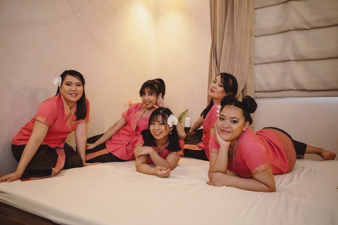 20 Orang Spa Therapist, Facial & Staf Meni/Pedi Kota Bucharest, Romania - Pengembangan Skill & Jenjang Karier Bagus Ada Disini