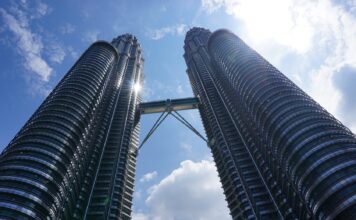 Tujuan Negara Terdekat Dengan Kontrak 1 Tahun - Lowongan Therapist Negara Malaysia