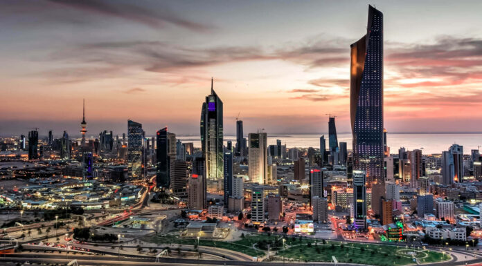 Informasi Penawaran Kerja Luar Negeri Untuk Hotel Bintang Lima - Negara Mengagumkan Kuwait, Benefit Terbaik Ditawarkan