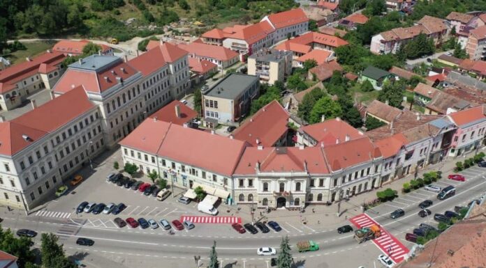 4 Pekerja Pria Untuk Staff Toko Kota AIUD, Romania - Diutamakan Yang Bisa Nyetir, Gaji Mulai USD 600